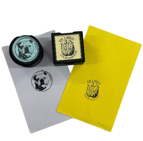 Timbre con Base Recargable con tinta